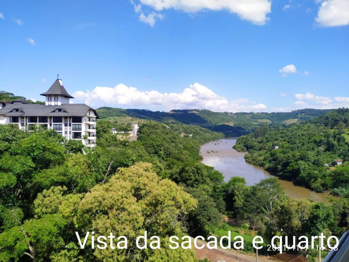 Melhor Vista E Localizacao Nas Termas بيراتوبا المظهر الخارجي الصورة